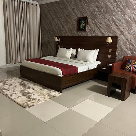 Posh Hotel And Suites Victoria Island لاغوس المظهر الخارجي الصورة