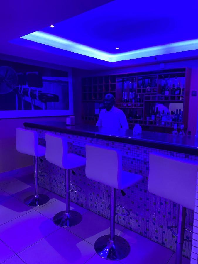 Posh Hotel And Suites Victoria Island لاغوس المظهر الخارجي الصورة