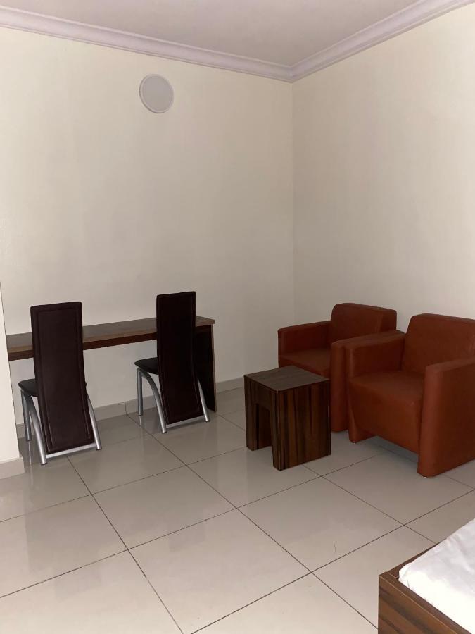 Posh Hotel And Suites Victoria Island لاغوس المظهر الخارجي الصورة