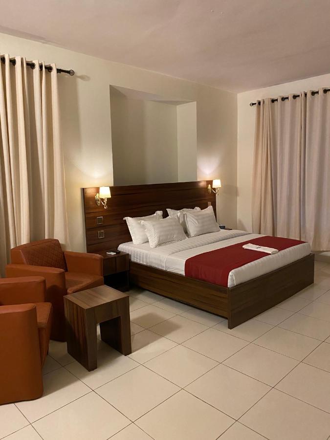 Posh Hotel And Suites Victoria Island لاغوس المظهر الخارجي الصورة