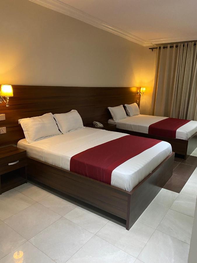 Posh Hotel And Suites Victoria Island لاغوس المظهر الخارجي الصورة